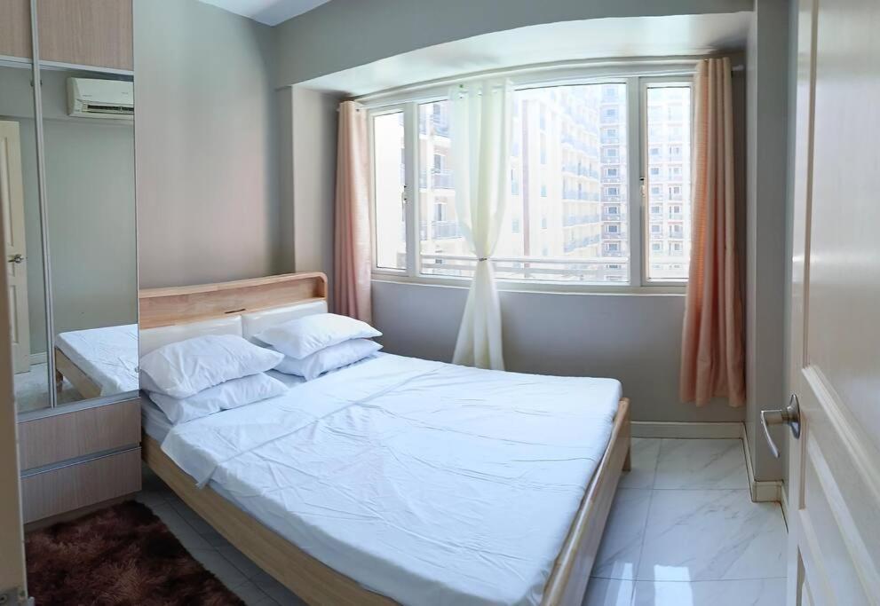 Monarch Parksuites - Balmoral Place Paranaque City Zewnętrze zdjęcie