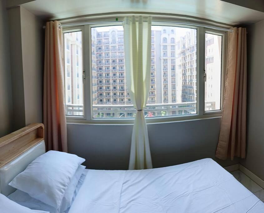 Monarch Parksuites - Balmoral Place Paranaque City Zewnętrze zdjęcie