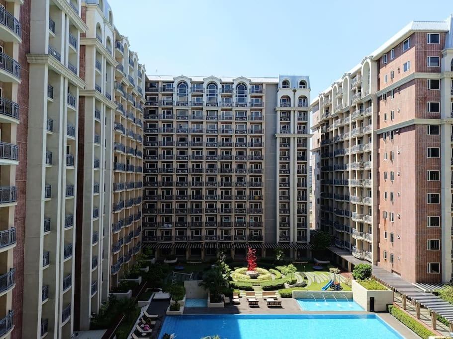 Monarch Parksuites - Balmoral Place Paranaque City Zewnętrze zdjęcie