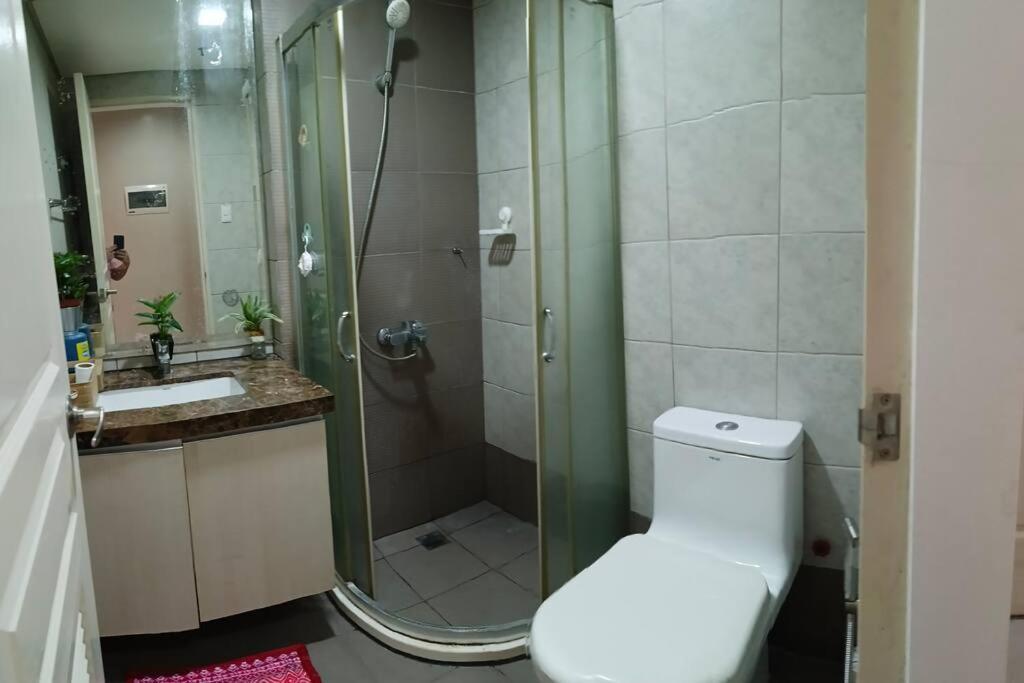 Monarch Parksuites - Balmoral Place Paranaque City Zewnętrze zdjęcie