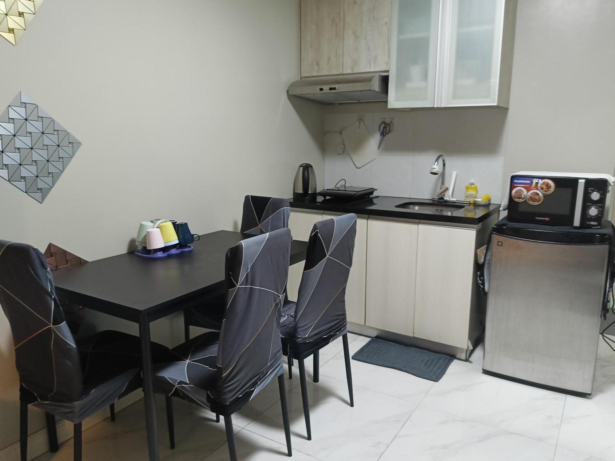 Monarch Parksuites - Balmoral Place Paranaque City Zewnętrze zdjęcie