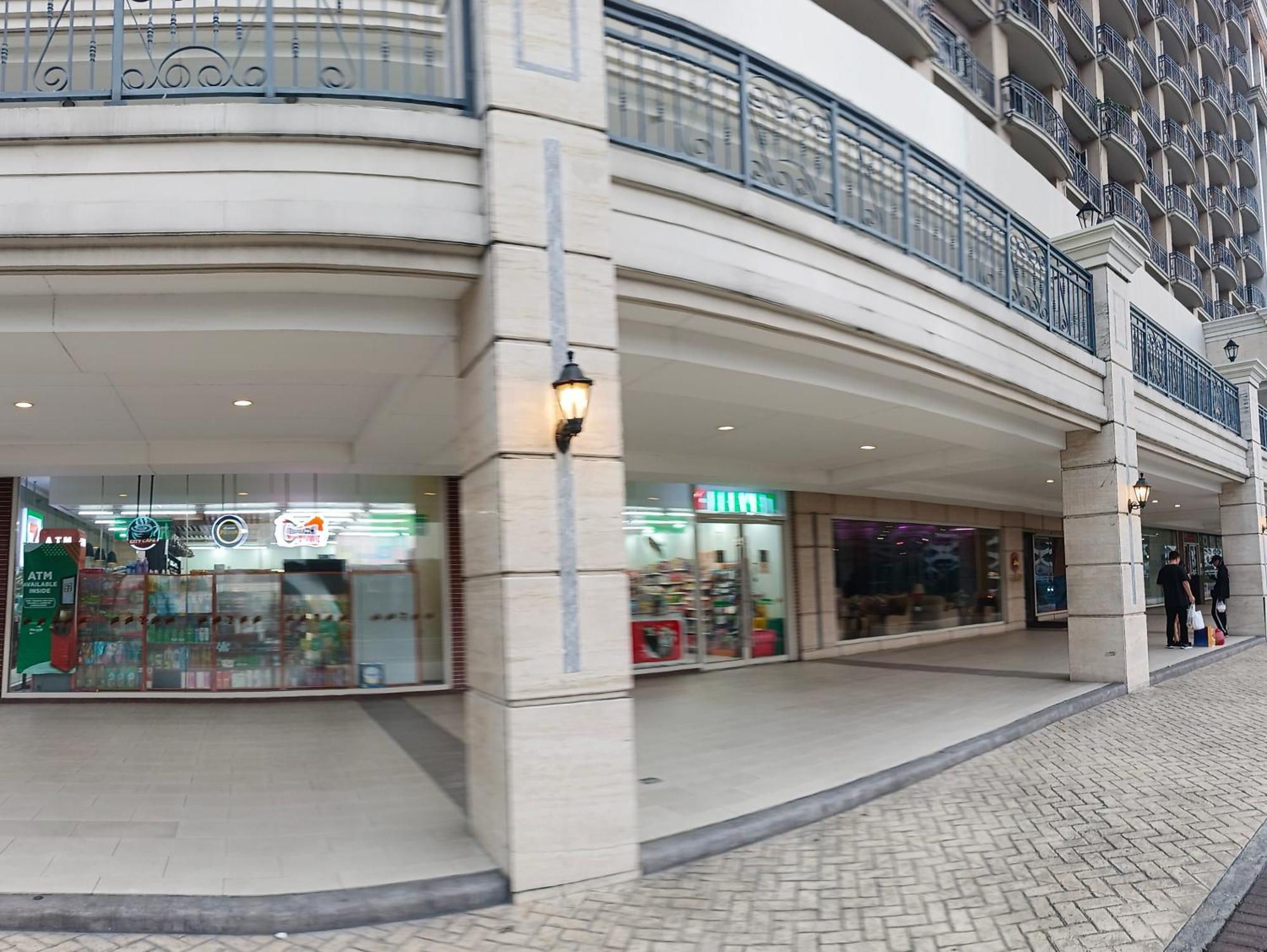Monarch Parksuites - Balmoral Place Paranaque City Zewnętrze zdjęcie